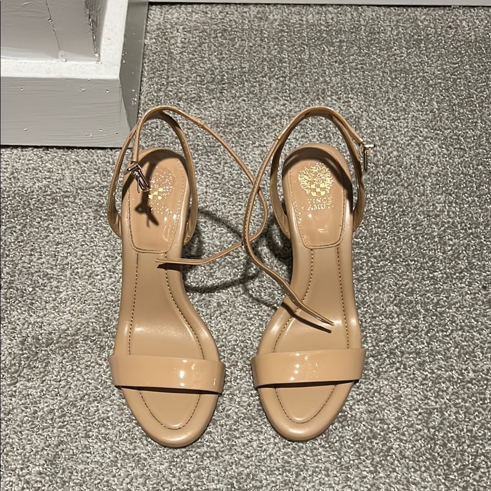 Vine Camuto Elegant Tan Heels